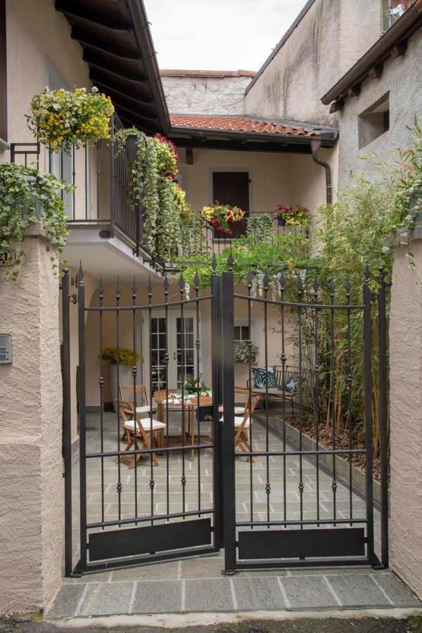 הוילה Castelveccana Casa Mia מראה חיצוני תמונה